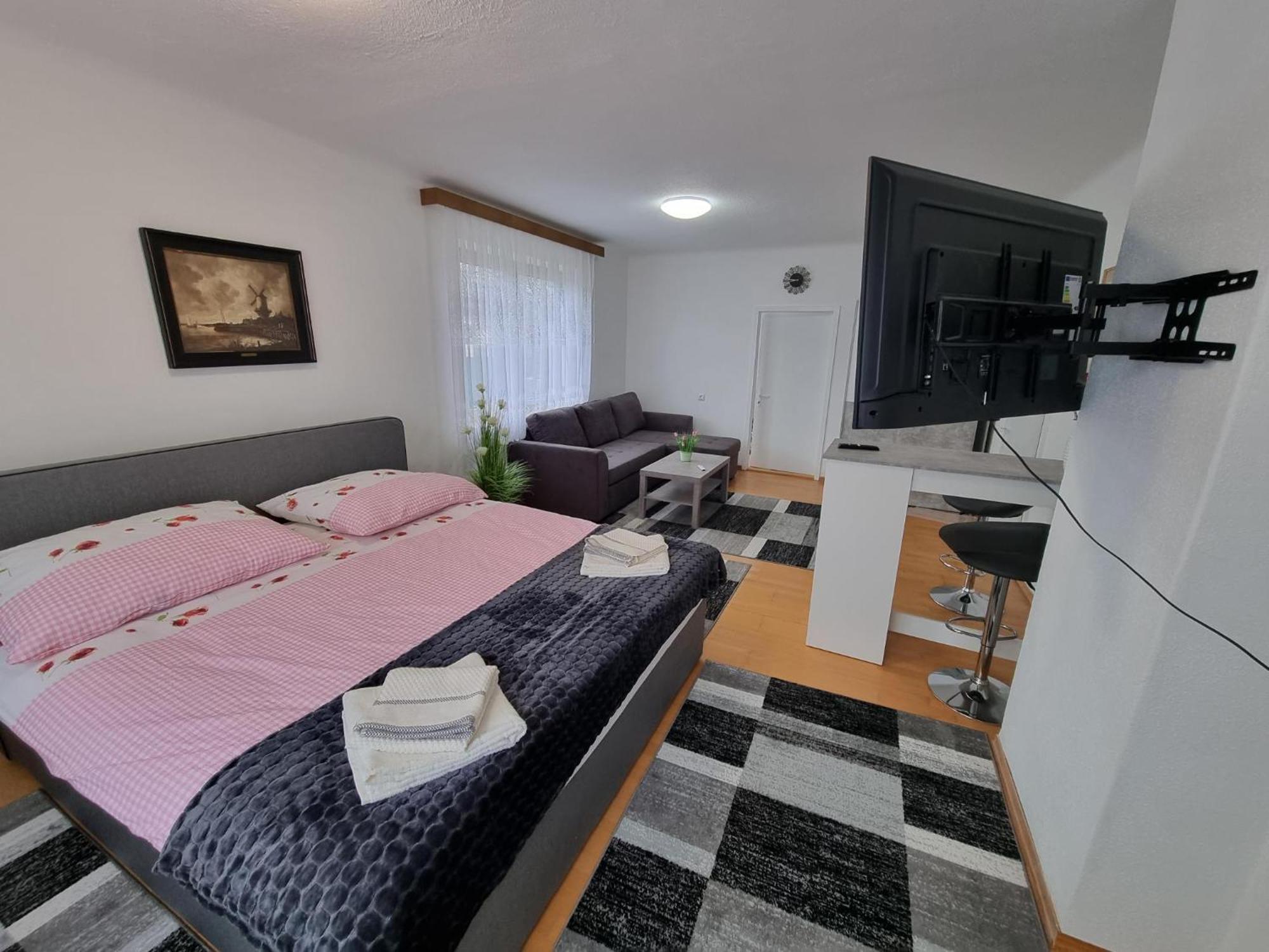 Pension Donaublick Grein 2 In Stifterstrasse 19A Exteriér fotografie