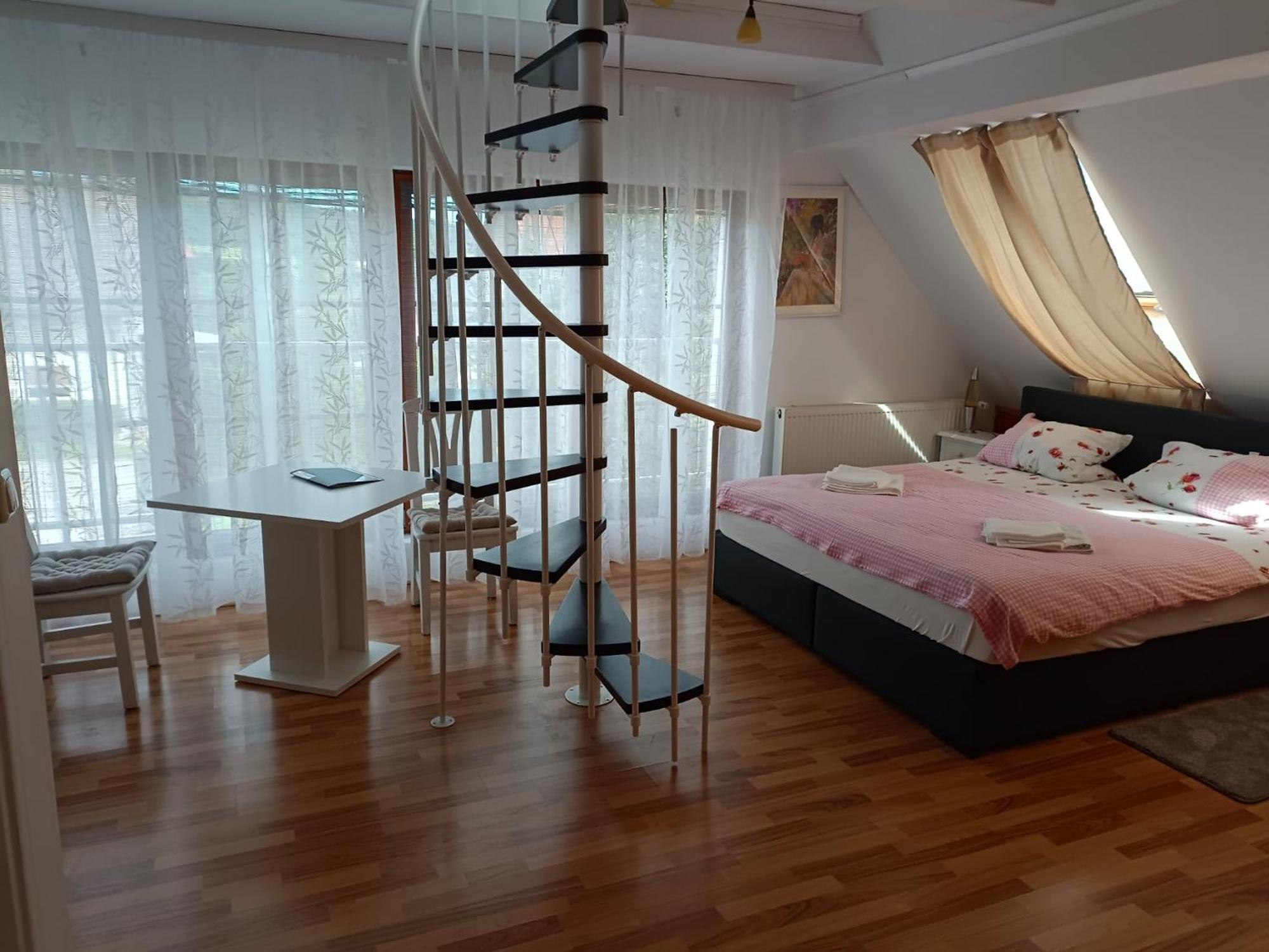 Pension Donaublick Grein 2 In Stifterstrasse 19A Exteriér fotografie