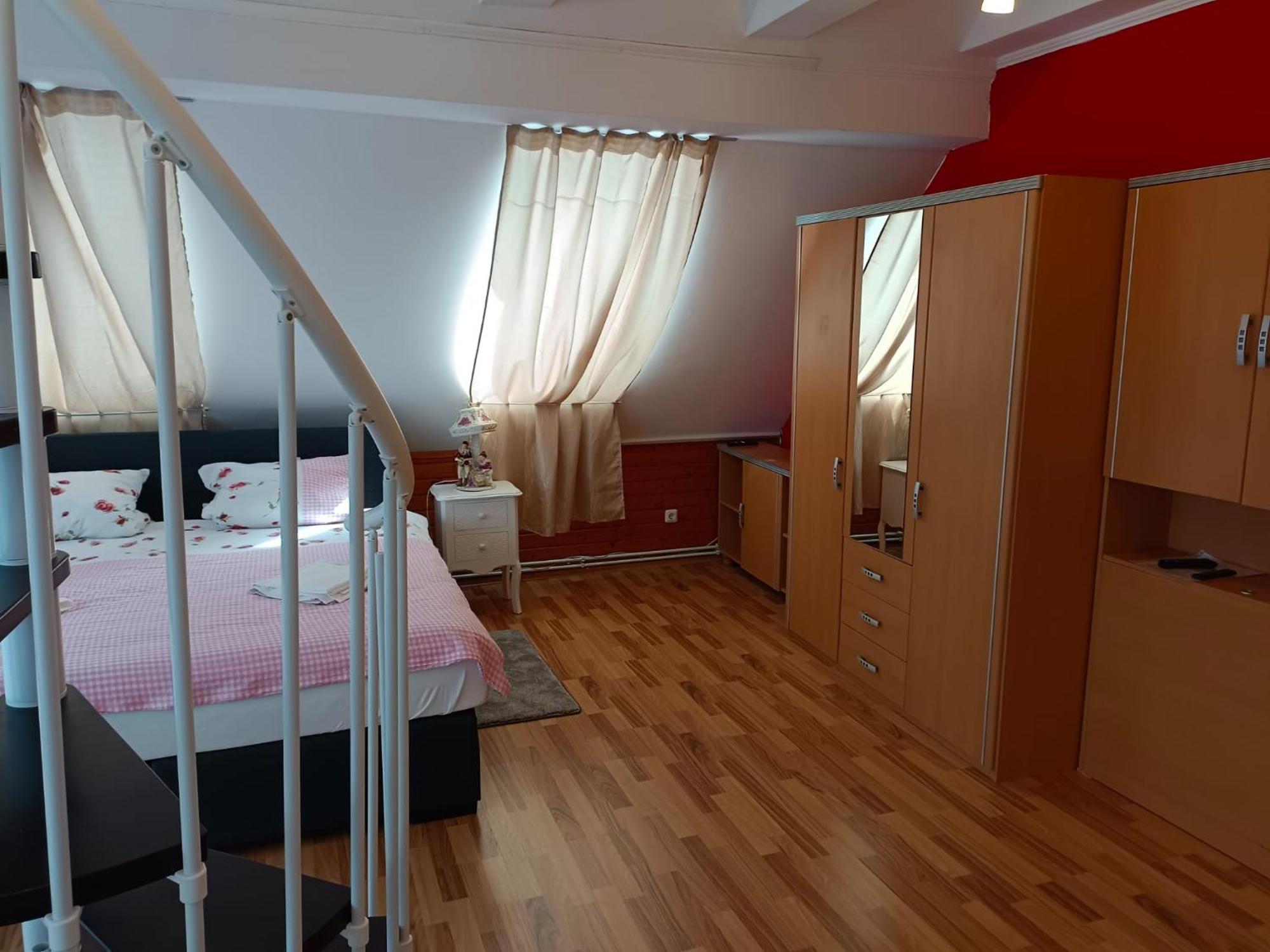 Pension Donaublick Grein 2 In Stifterstrasse 19A Exteriér fotografie